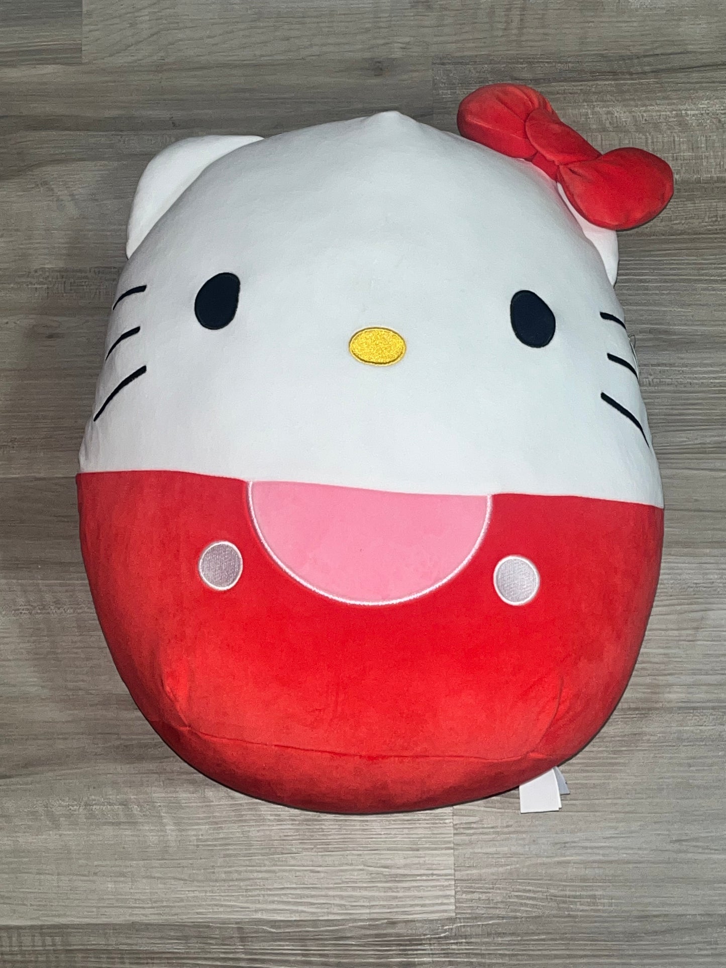 Classic Hello Kitty Squishmallow