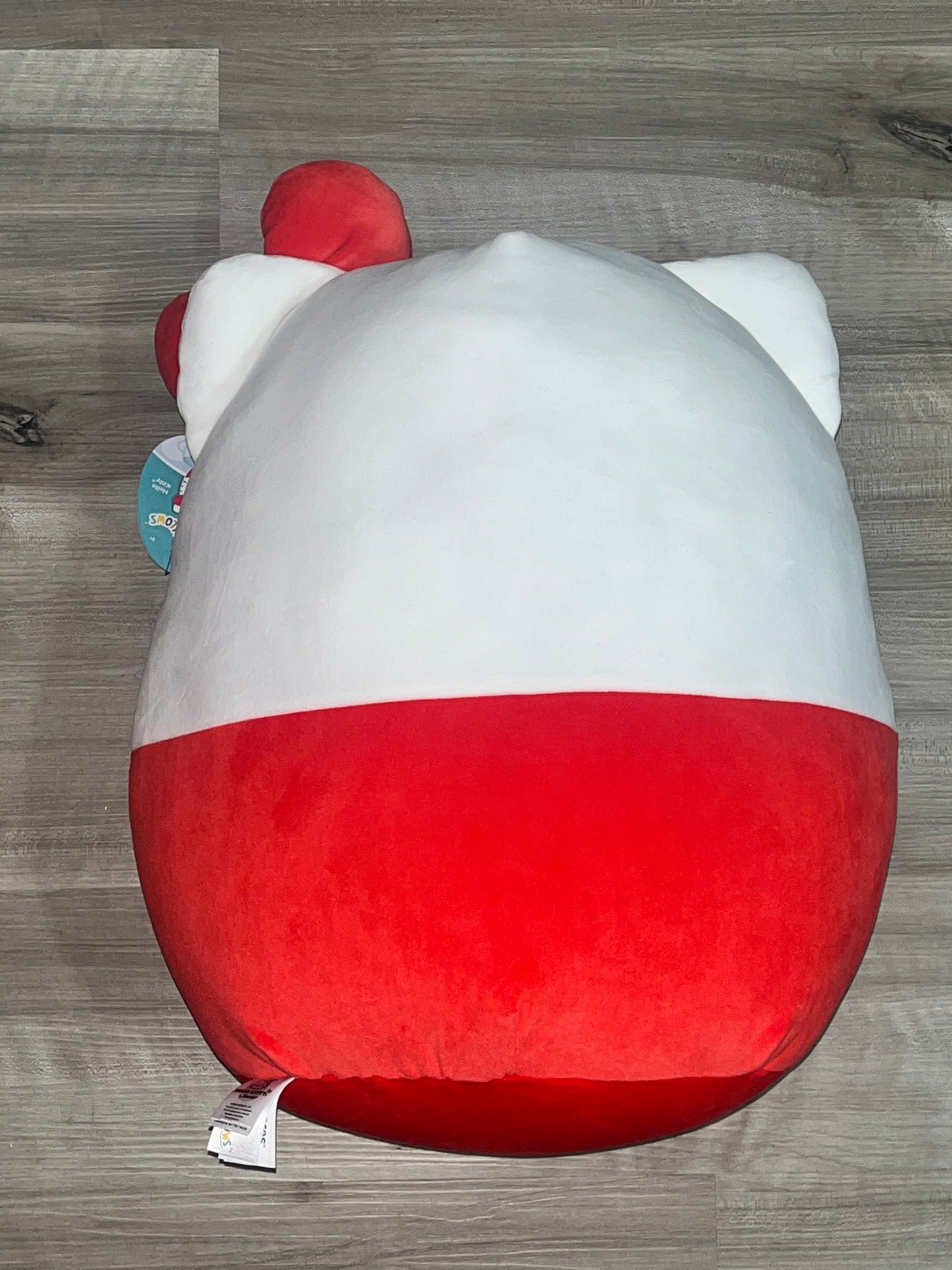 Classic Hello Kitty Squishmallow