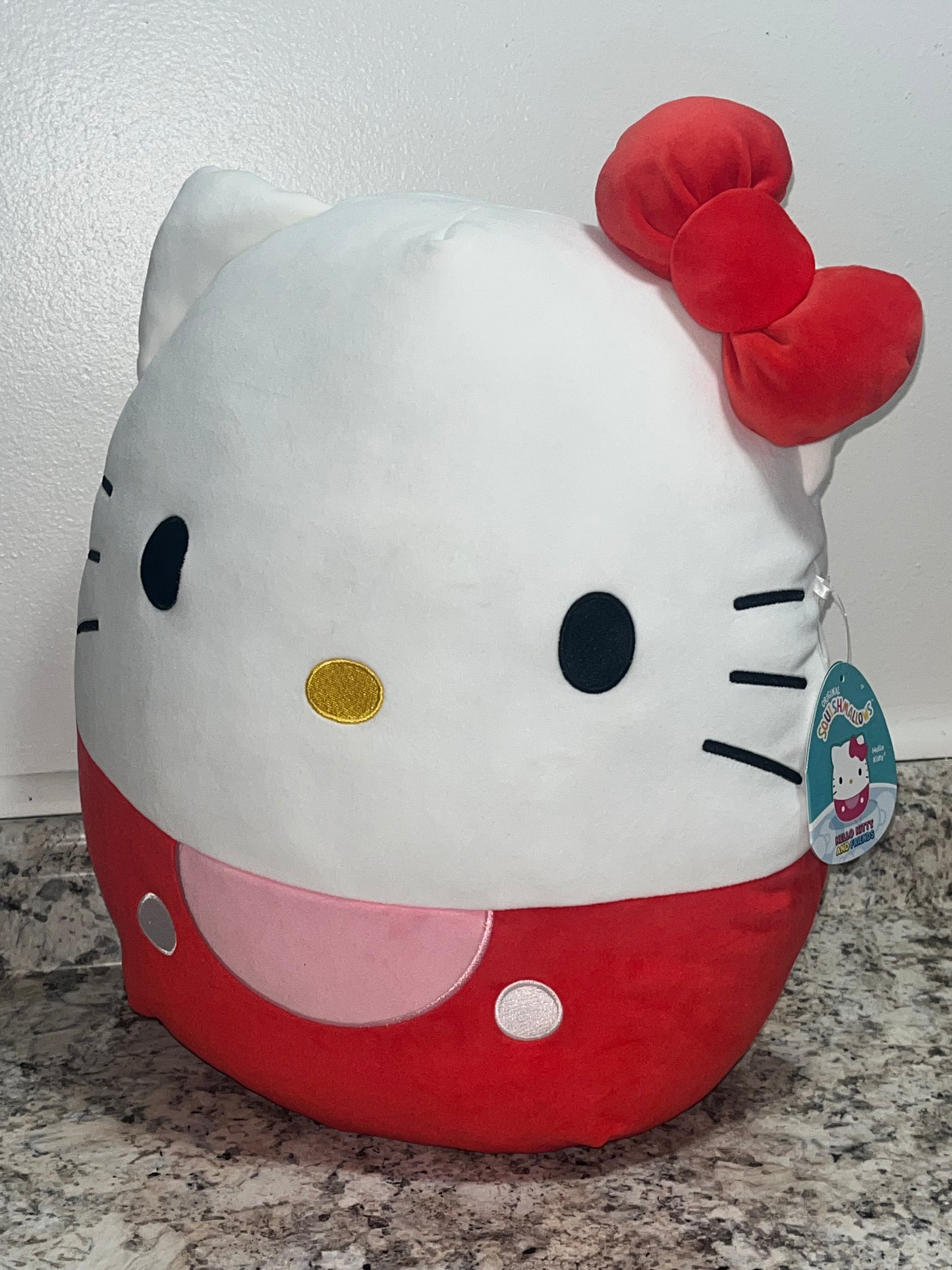 Classic Hello Kitty Squishmallow